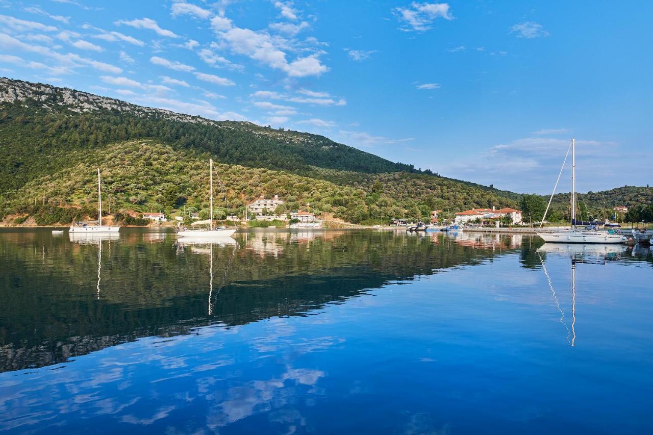 Chronos Hotel Pórto Koufó Eksteriør bilde
