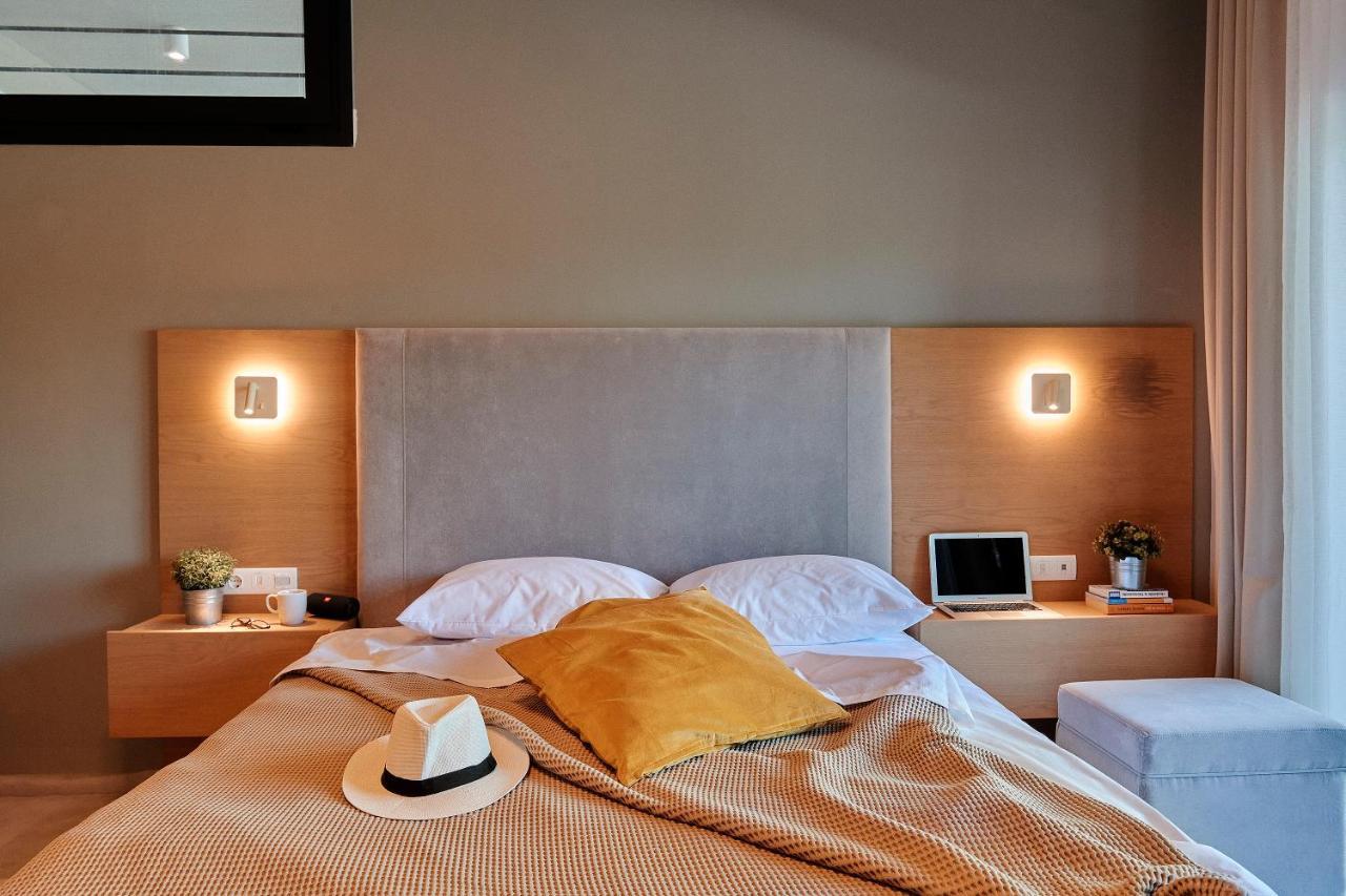 Chronos Hotel Pórto Koufó Eksteriør bilde